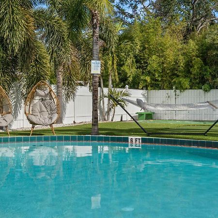 2B1B Stylish Little House W Shared Pool 511 Βίλα Κλιαργουότερ Εξωτερικό φωτογραφία
