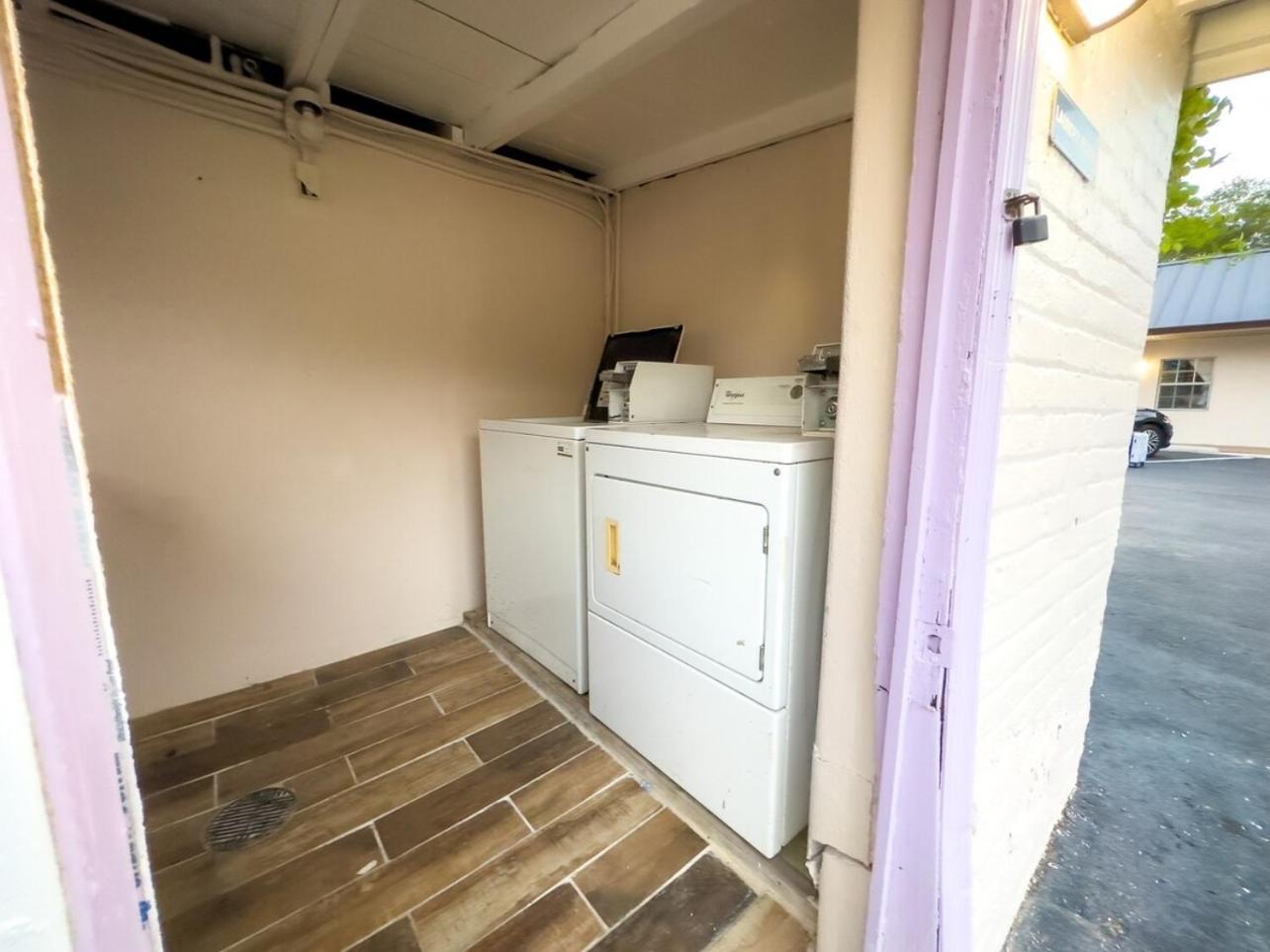 2B1B Stylish Little House W Shared Pool 511 Βίλα Κλιαργουότερ Εξωτερικό φωτογραφία