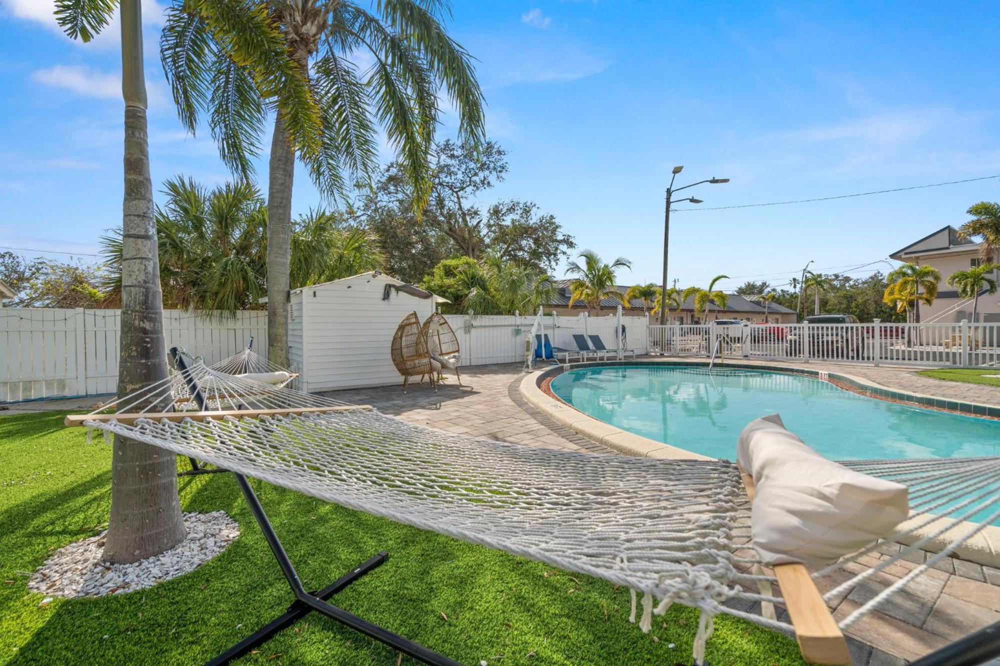 2B1B Stylish Little House W Shared Pool 511 Βίλα Κλιαργουότερ Εξωτερικό φωτογραφία
