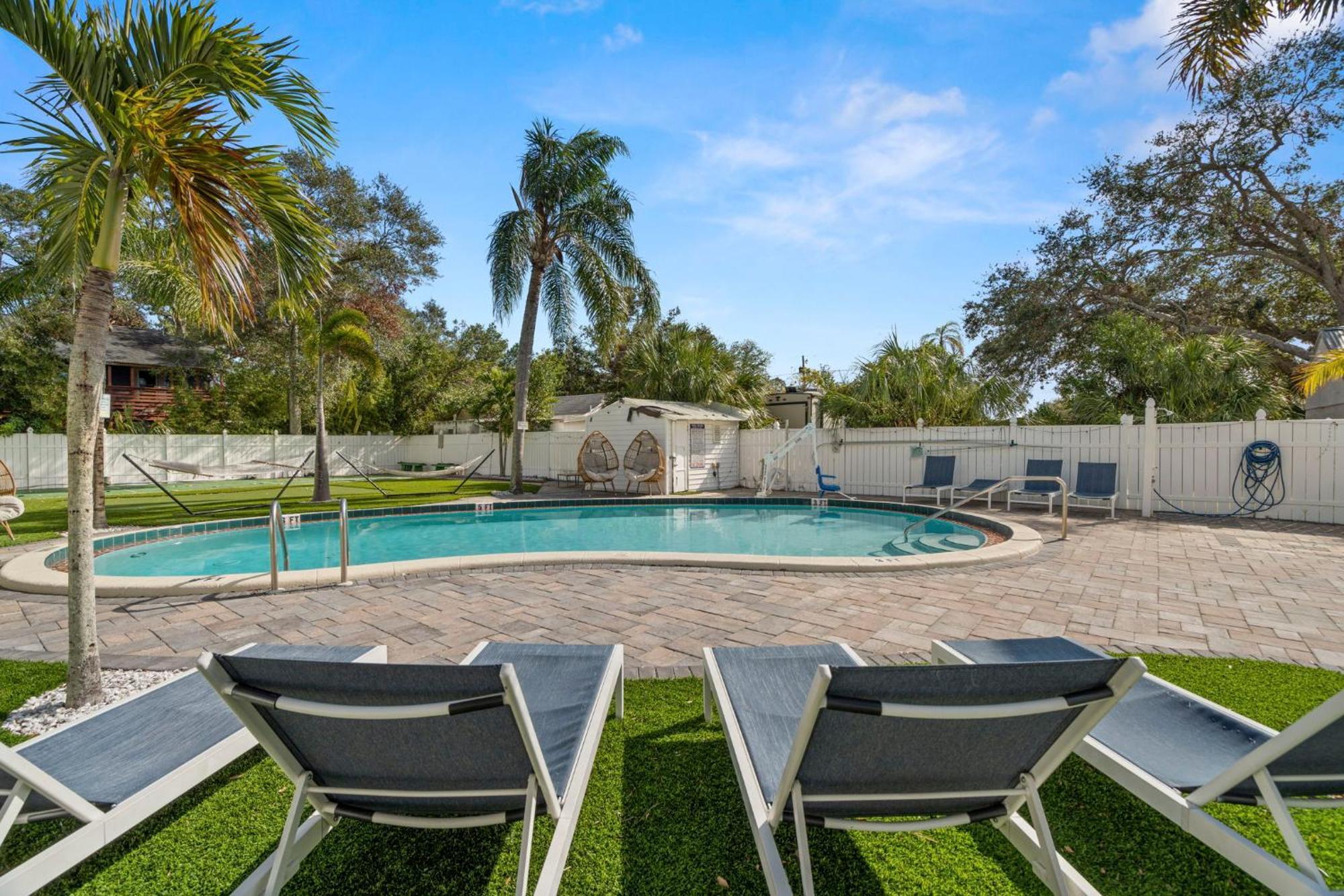 2B1B Stylish Little House W Shared Pool 511 Βίλα Κλιαργουότερ Εξωτερικό φωτογραφία